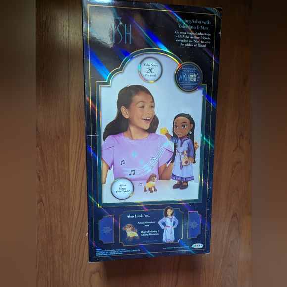 Disney Wish Asha Singing Doll - Picture 3 of 8